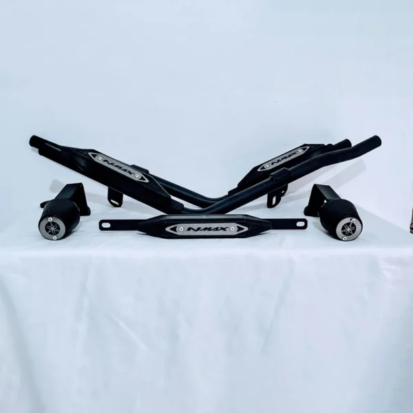 Defensa Nmax  Connected  Versión 3 Plata