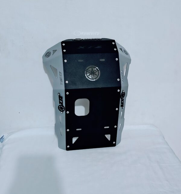 Pechera XTZ150 Negra